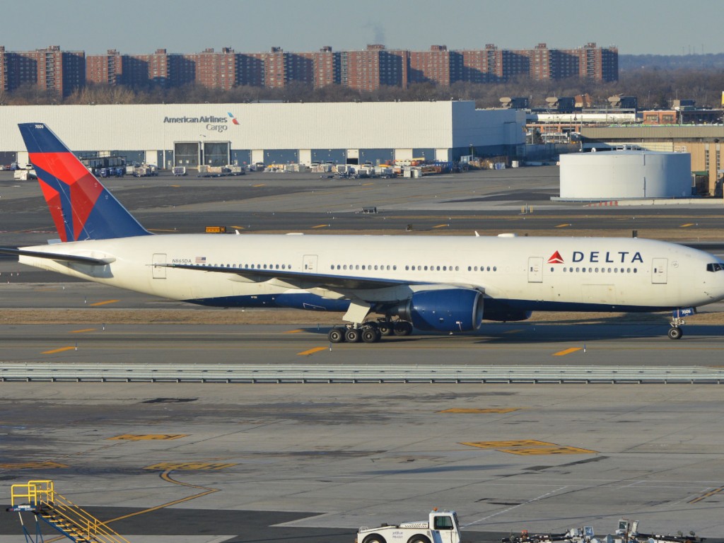 Delta Airlines - Boeing 777