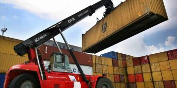 Chinaʼs COSCO acquires stake in Budapest cargo terminal | The Budapest Business Journal on the web
