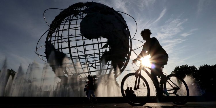 Your complete guide to socially responsible investing