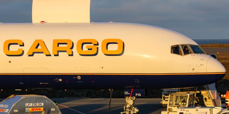 U.S.-China trade war, slowing economic growth sink holiday air cargo demand