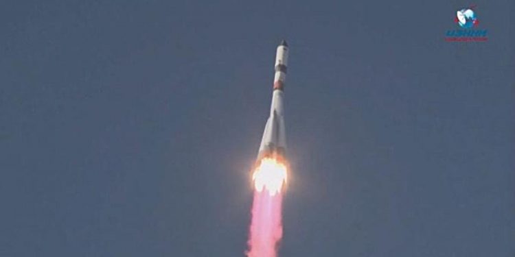 Russian Progress cargo ship follows SpaceX Dragon to International Space Station