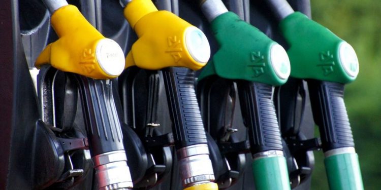 Drop in oil inventories cause small rise in local gas prices