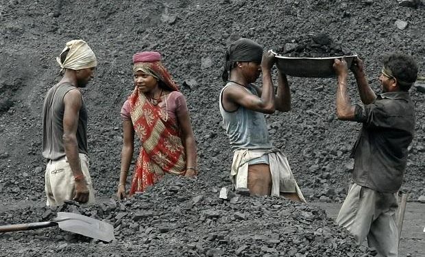 Slide in coal volumes pulls down cargo volumes to 0.4% at major ports
