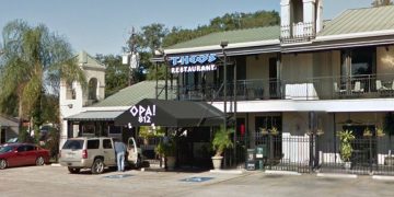 Montrose staple Theo’s Greek Restaurant to close, auction complete inventory