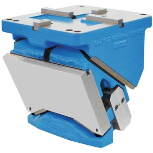 Mercedes Benz includes Strack Norma in supply chain