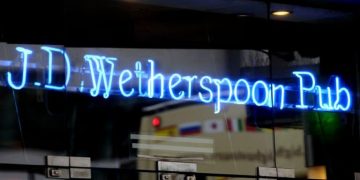 Pigs served without blankets after labour issue in supply chain