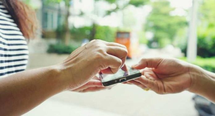 A complete guide on how last mile delivery is reshaping the customer experience