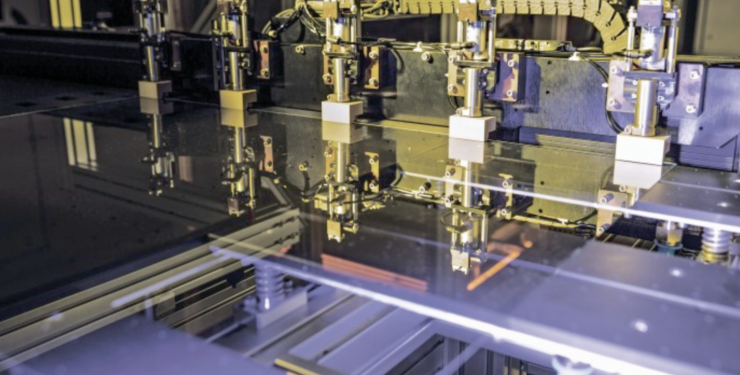 Apple, Sharp Mulling $700 Million+ Investment In Display Supply Chain