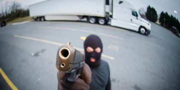 Truck cargo robberies decline in Mexico