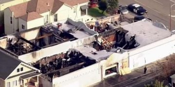 People Escape Oakland Warehouse Fire – NBC Bay Area
