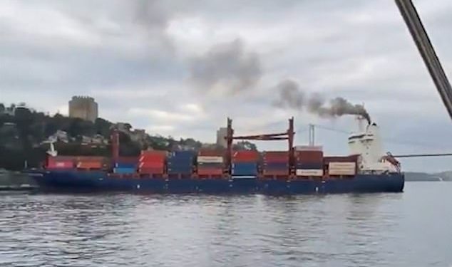 Shocking moment giant cargo ship with mechanical fault smashes into side of the Bosphorous