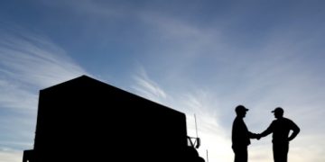Zurich, Vindati collaborate to provide standalone motor truck cargo insurance
