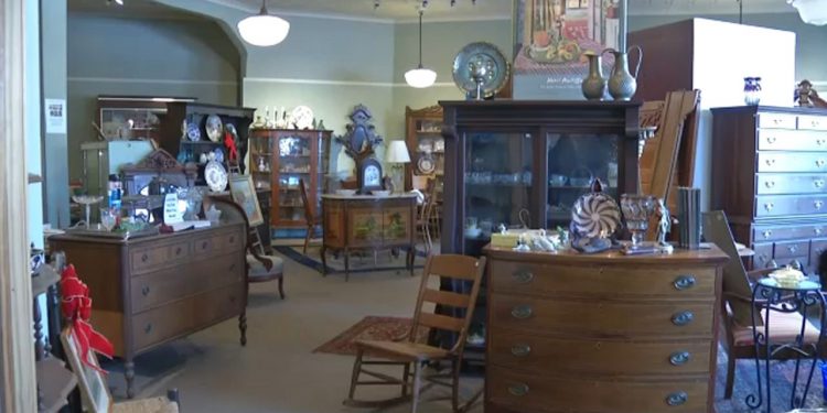 Rochester Antique Store Offers Vast Inventory of Treasures