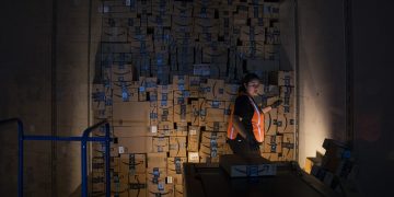 Amazon warehouse workers at high risk of getting seriously injured on the job