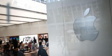 Apple Deepening Ties With Chinese Supply Chain Companies To Save Costs: Report