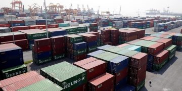 Cargo handling up 14 pct in Vietnamese ports