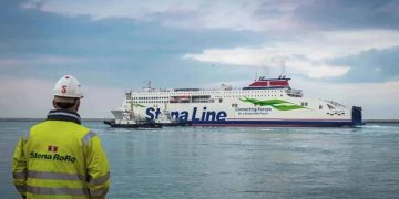 Stena Estrid Begins 10K Mile Journey From China