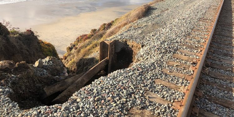 Clifftop trains threatened by landslides in warming climate — Friday, December 20, 2019 — www.eenews.net