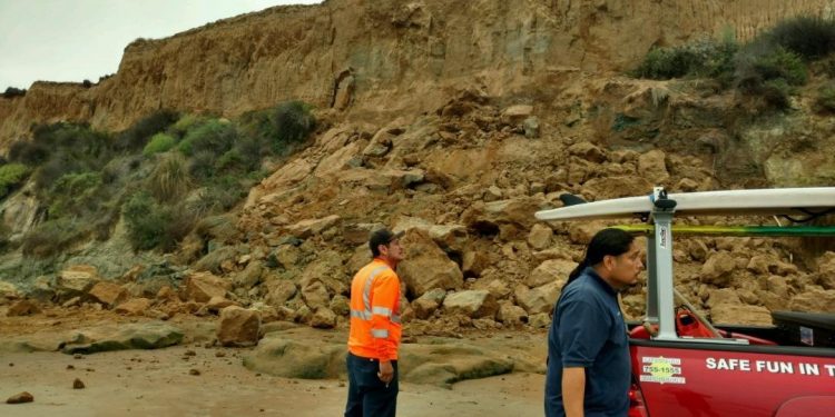 Bluff stabilization work to continue along North County railroad tracks