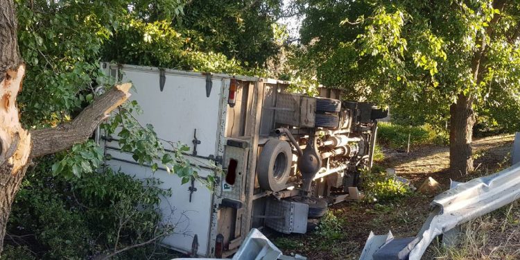 Orange accident: Truck recovered, Cargo Road reopened following early morning crash | Photos