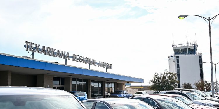 Air cargo organization visits airport board