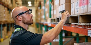 Zebra Warehouse Solution Increases Worker Productivity