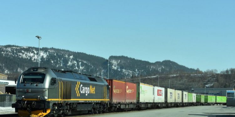 First cargo train bringing Norwegian salmon to China is set to make maiden trip in 2020