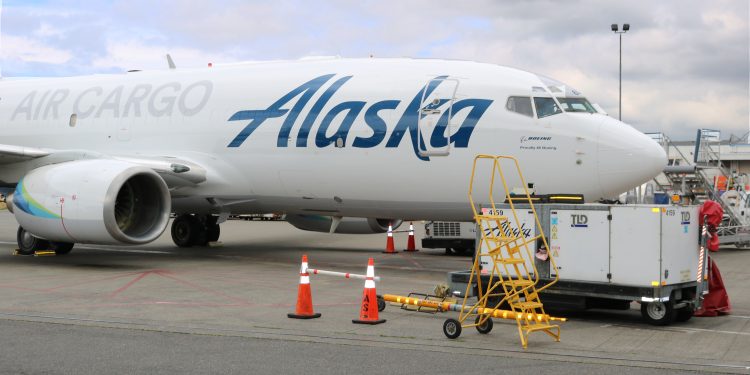 Alaska Air Cargo grounds 737-700F fleet, tightening intra-Alaska capacity