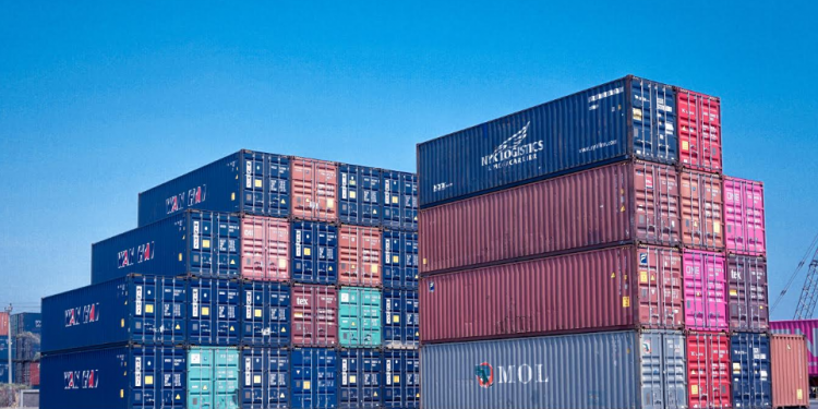 ConsolFreight finishes on Year End High