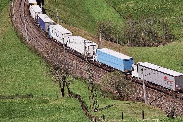 WorldCargo News – News – More for rolling road from Rail Cargo