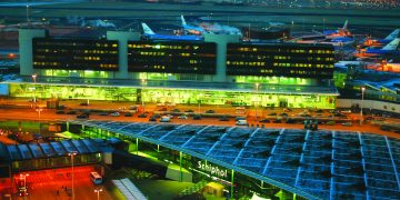 Schiphol sees cargo volumes slide on fewer freighters and tough market