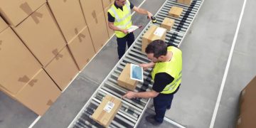 Data analytics, digital twins and the idea of supply chain disruption