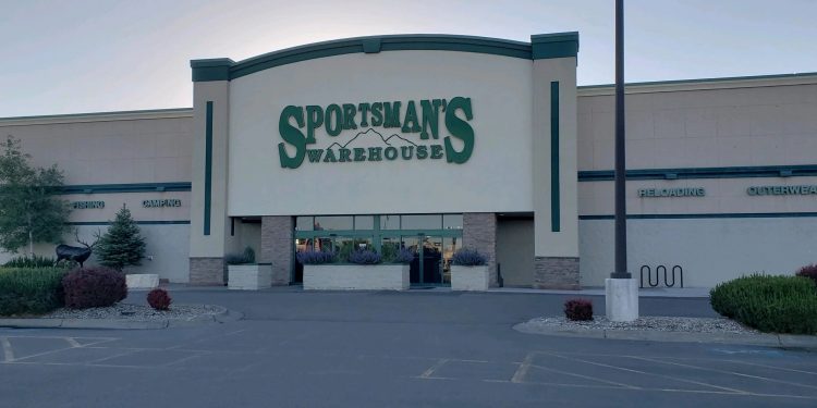 Sportsman’s Warehouse to expand – Retail & Leisure International