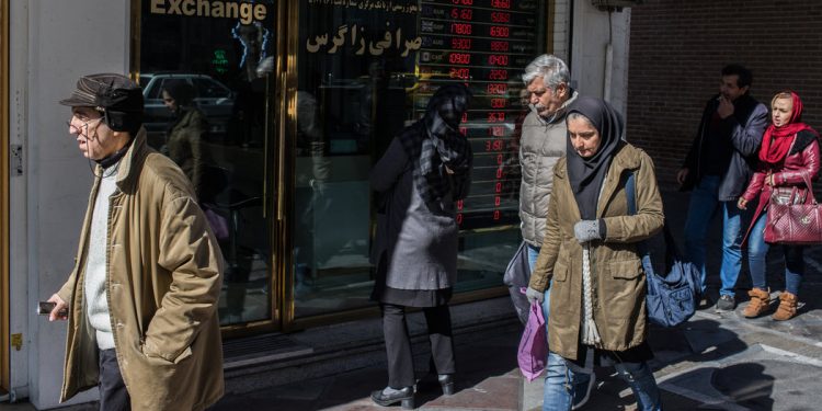 Iran’s Economy Is Bleak. Its Stock Market Is Soaring.