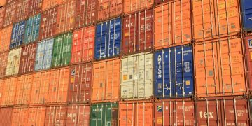 Finnish sea cargo falls by 5 percent in May