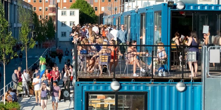 New Middle Eastern street food restaurant to open at Cargo in Bristol