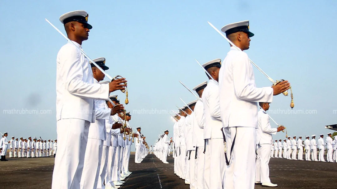 Short Service Commission in Indian Navy for graduates and postgraduates; Apply by Dec 31