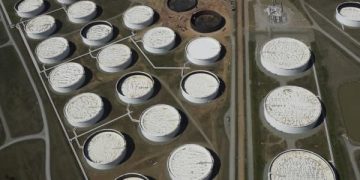 America’s Key Oil Hub Sees Inventories Declining