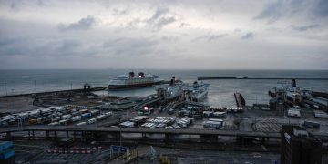 A Freight Traffic Logjam Eases at Britain’s Ports
