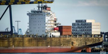 Container lines question claims of unreasonable rates, poor service