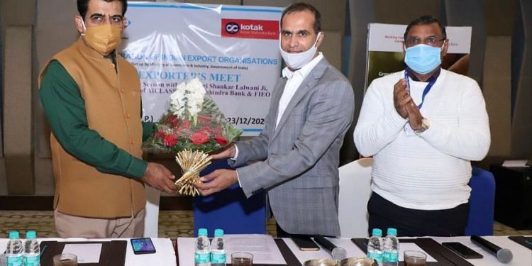 Exporters told about international cargo facility from city