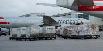 Newsroom – Preparing for a Vaccine: American Cargo Operations Conducting Trial Flights From Miami to South America