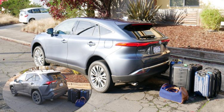 2021 Toyota Venza vs Toyota RAV4 Cargo Capacities | Real-world testing