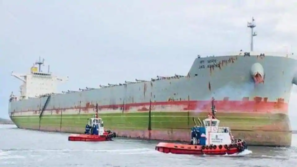 Others can offload cargo, but not Indian-crewed ships at Chinese ports: MEA – india news