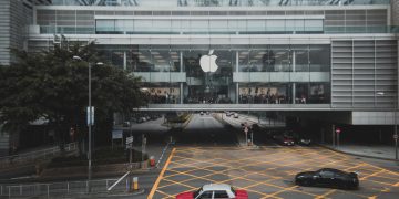 Apple Inc. (NASDAQ:AAPL) – Apple Supply Chain Hit At Critical Time By Workers Demanding Their ‘Blood And Sweat Money’ Back