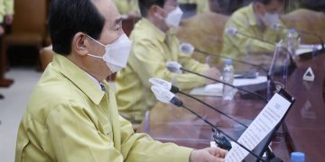 Government struggling to quell outcry over late, insufficient vaccine procurement – Korea Times