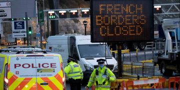 Hauliers count losses as lorry queues grow in Kent after French port closure