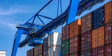 Cargo growth turns positive on Y-o-Y basis for the first time in October-November 2020