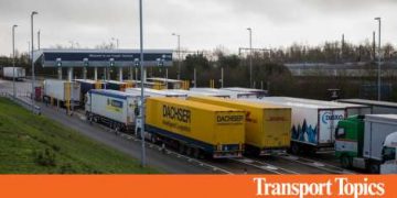 UK Freight Firms Turn to Planes as Brexit Triggers Truck Jams