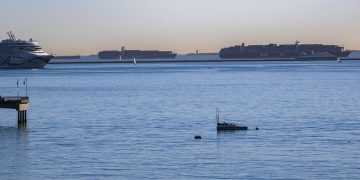 Here’s why dozens of cargo ships are parked for days off Long Beach’s coast • Long Beach Post News